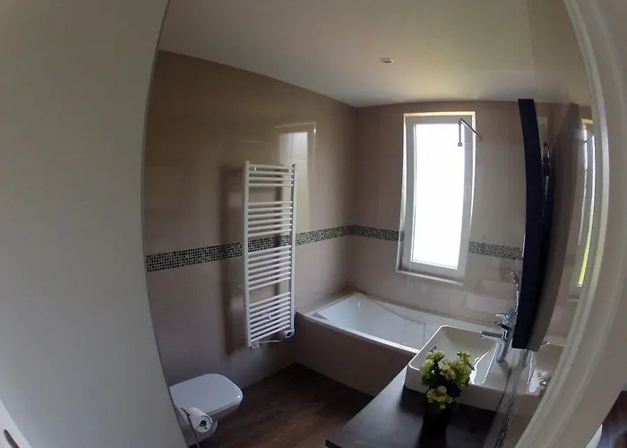 Aux Arenes De Bed & Breakfast Bayonne